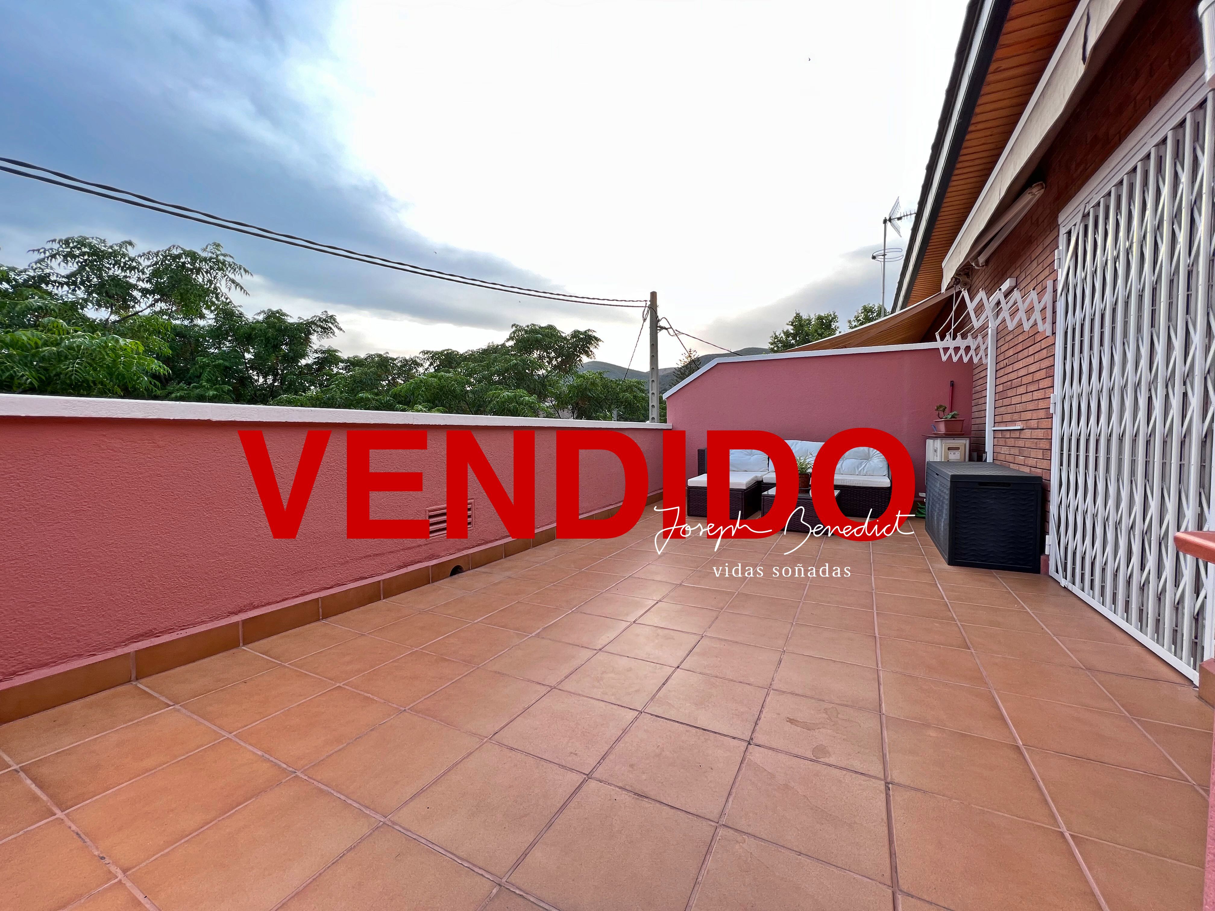 Terrace of House or chalet for sale in Castelldefels  with Air Conditioner, Private garden and Terrace