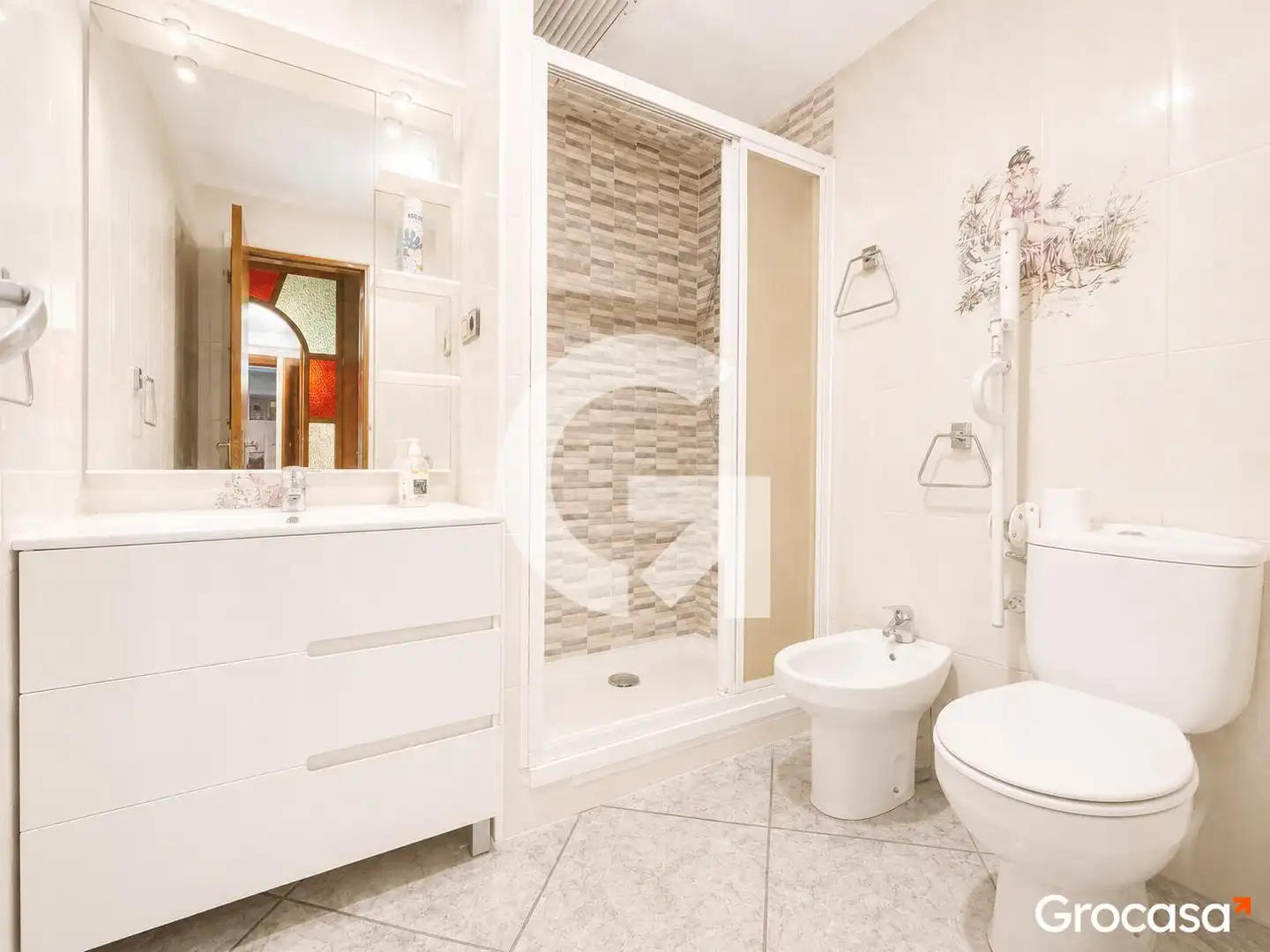 Baño de Piso en venta en Barcelona con Calefacción, Terraza y Trastero