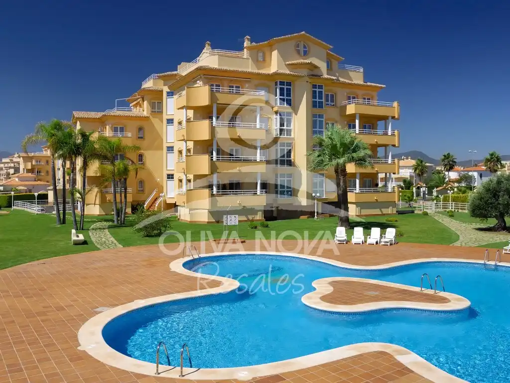 Exterior view of Attic for sale in Oliva  with Terrace, Swimming Pool and Furnished