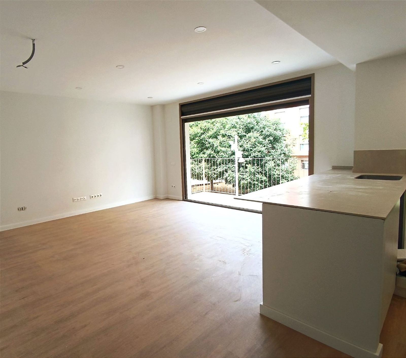 Living room of Duplex for sale in Pallejà  with Air Conditioner, Heating and Parquet flooring