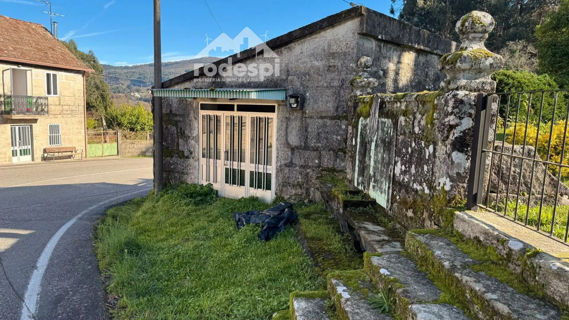 Vista exterior de Local en venta en Covelo