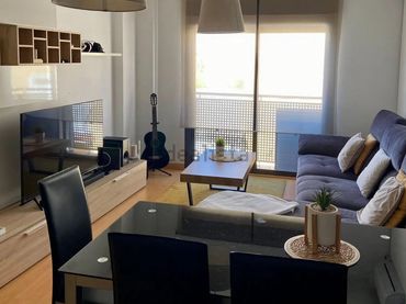 Appartamento con balcone in affitto a Ogíjares