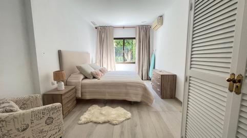 Photo 4 of Apartment for sale in Calle Londres, 89t, Las Brisas, Málaga