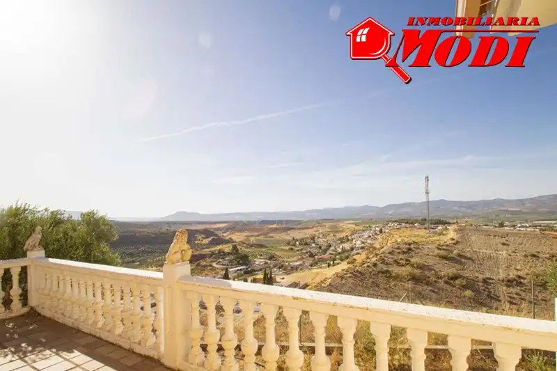 Vista exterior de Casa o xalet en venda en Moraleda de Zafayona amb Aire condicionat i Piscina