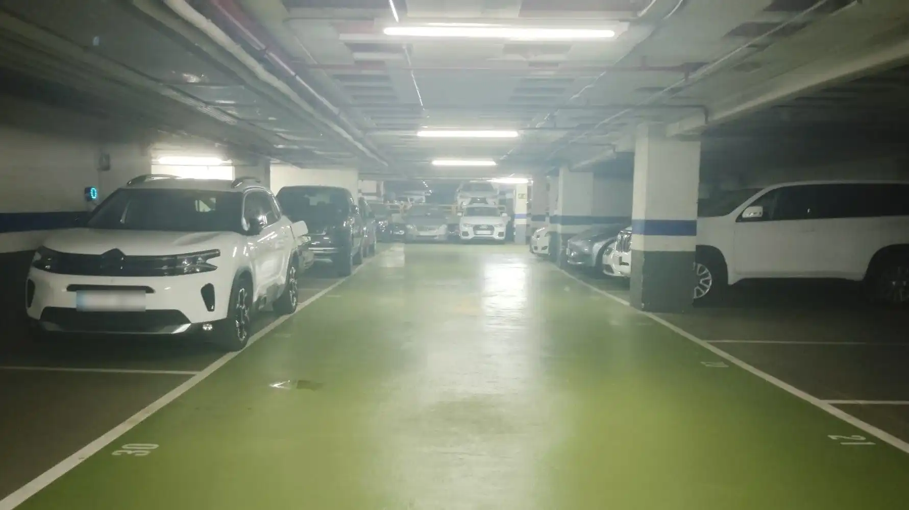 Parkplatz von Garage zur Miete in Barcelona