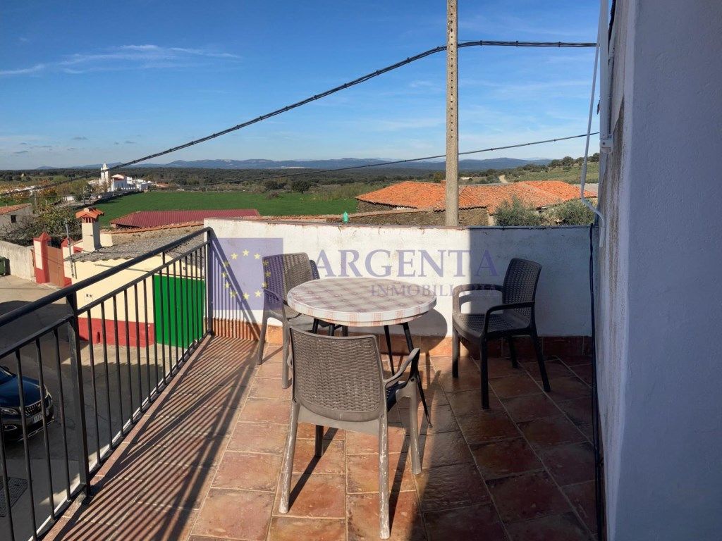 Terrassa de Casa o xalet en venda en Aldeacentenera amb Moblat