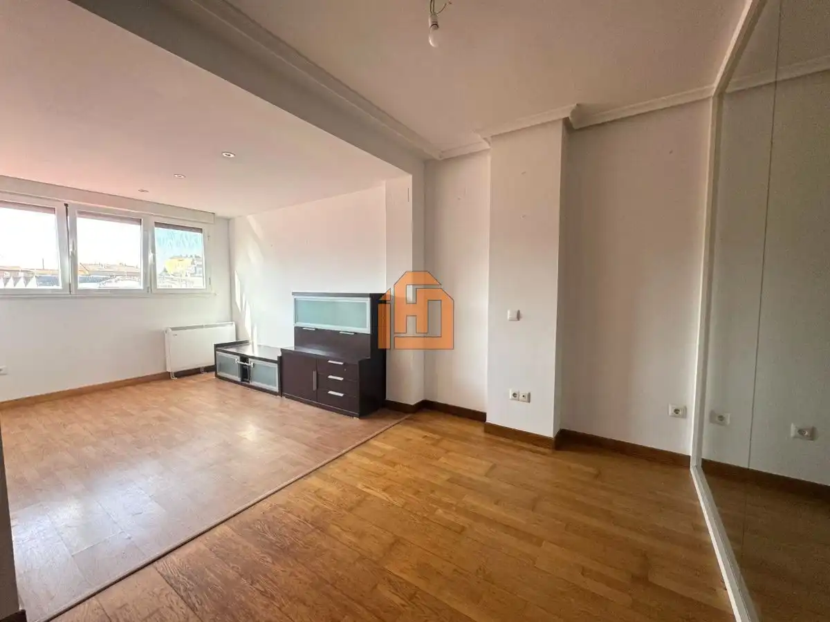 Apartament amb ascensor en venda a Calle Presa Cerrajera
