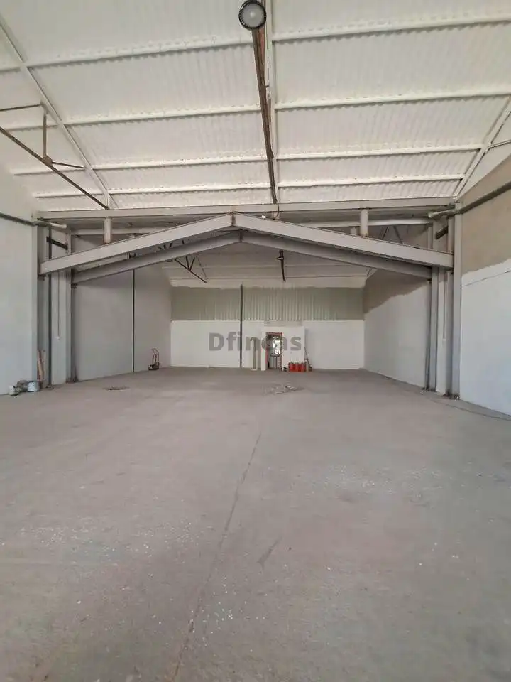 Nave industrial de alquiler en Teruel