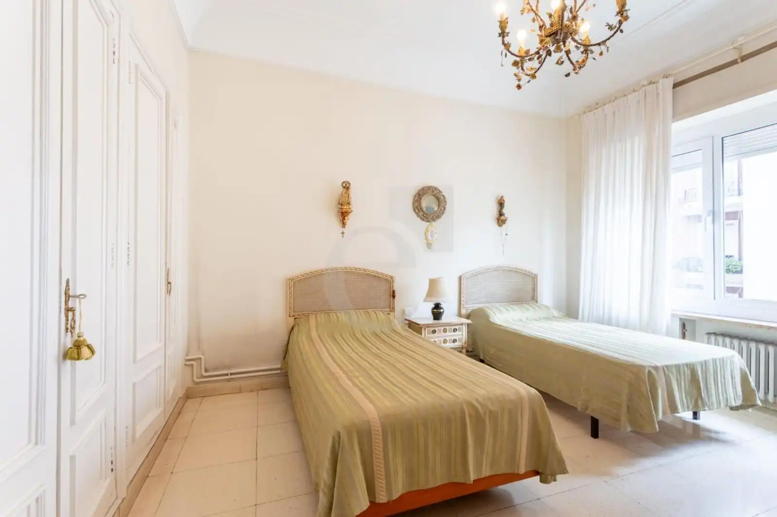 Schlafzimmer von Wohnung zum Verkauf in Valencia mit Klimaanlage, Terrasse und Abstellraum