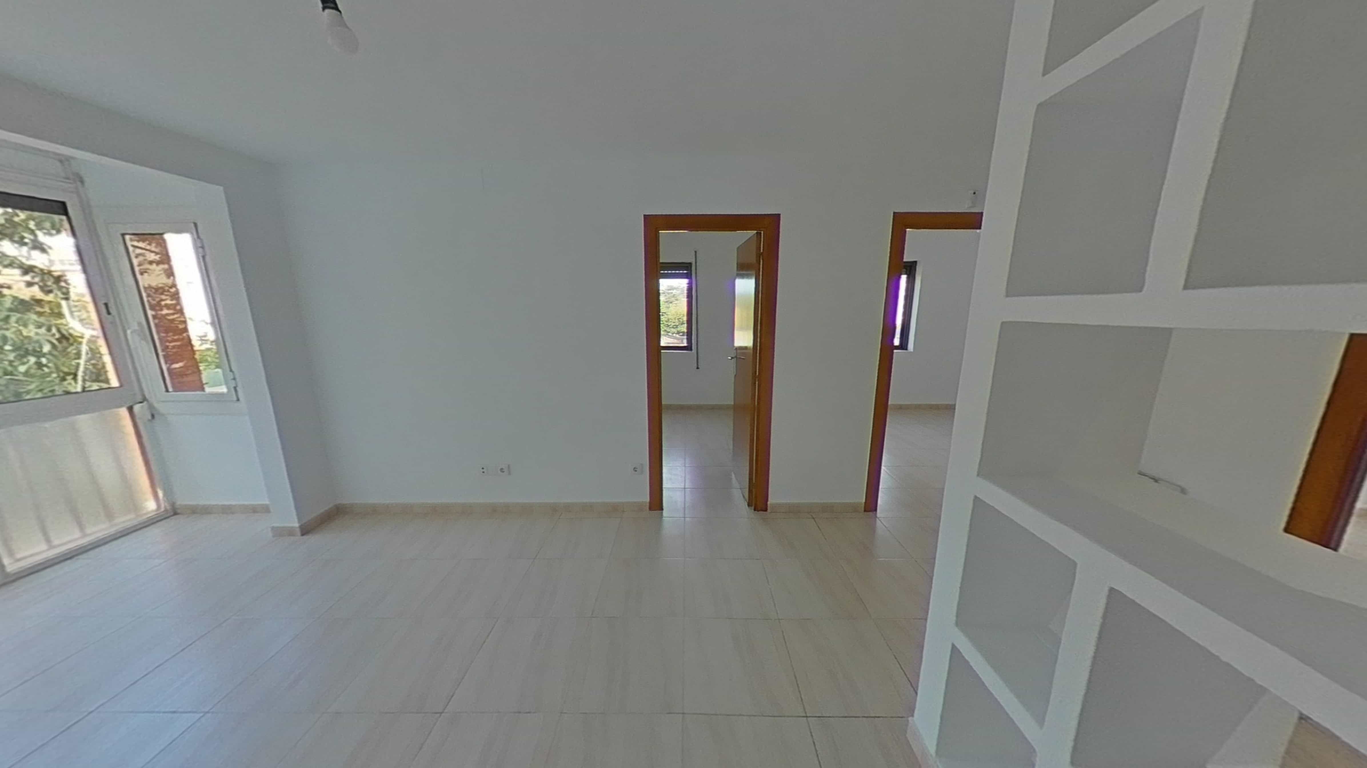 Flat for sale in Girona Capital  with Heating