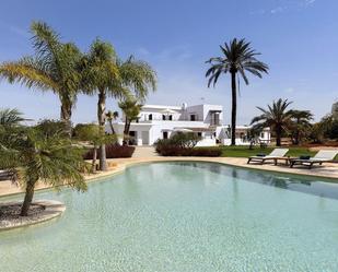 Piscina de Finca rústica en venda en Santa Eulària des Riu amb Aire condicionat, Jardí privat i Terrassa