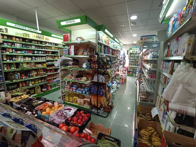 Local comercial en Venta en Huétor Tájar