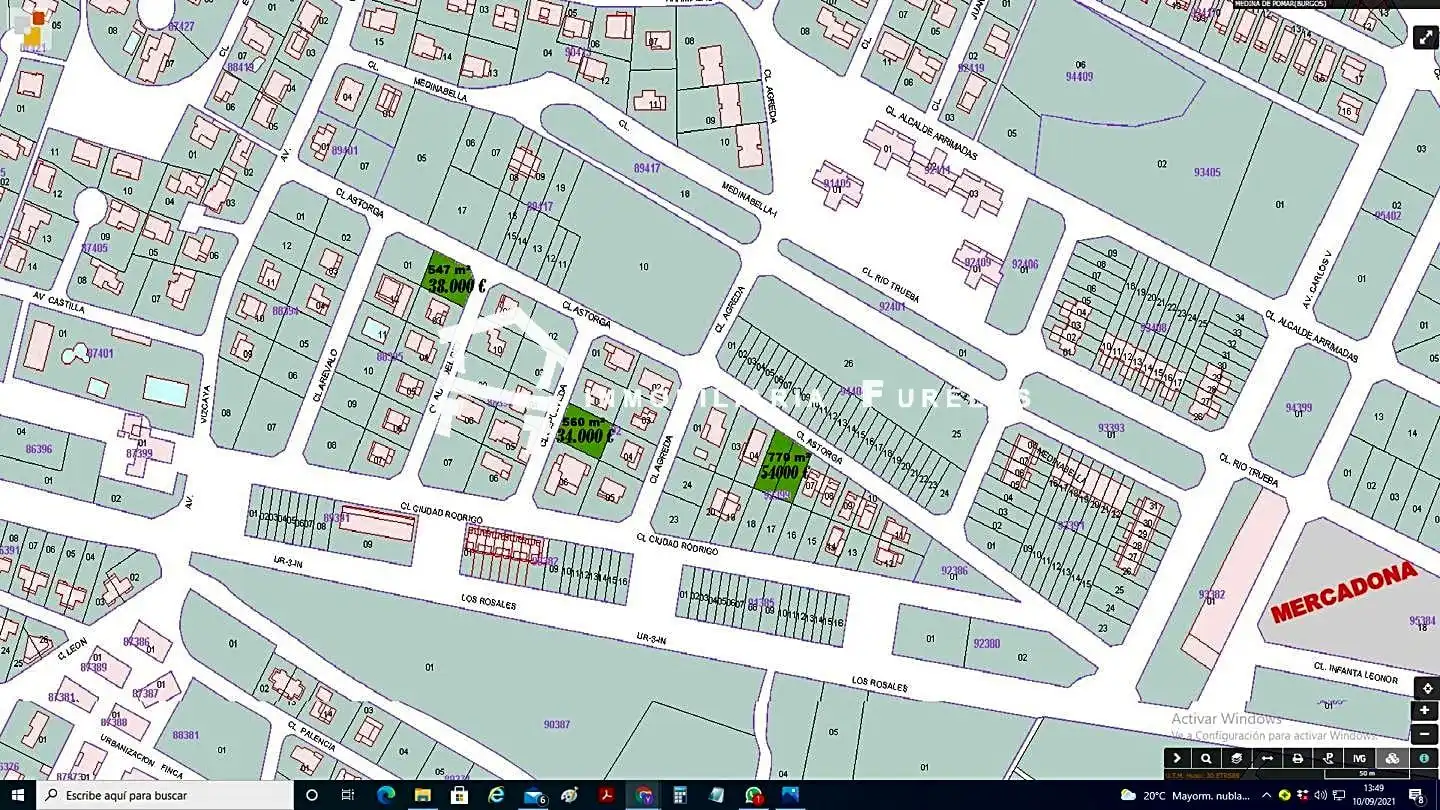 Lands and plots for sale in Calle Astorga 17