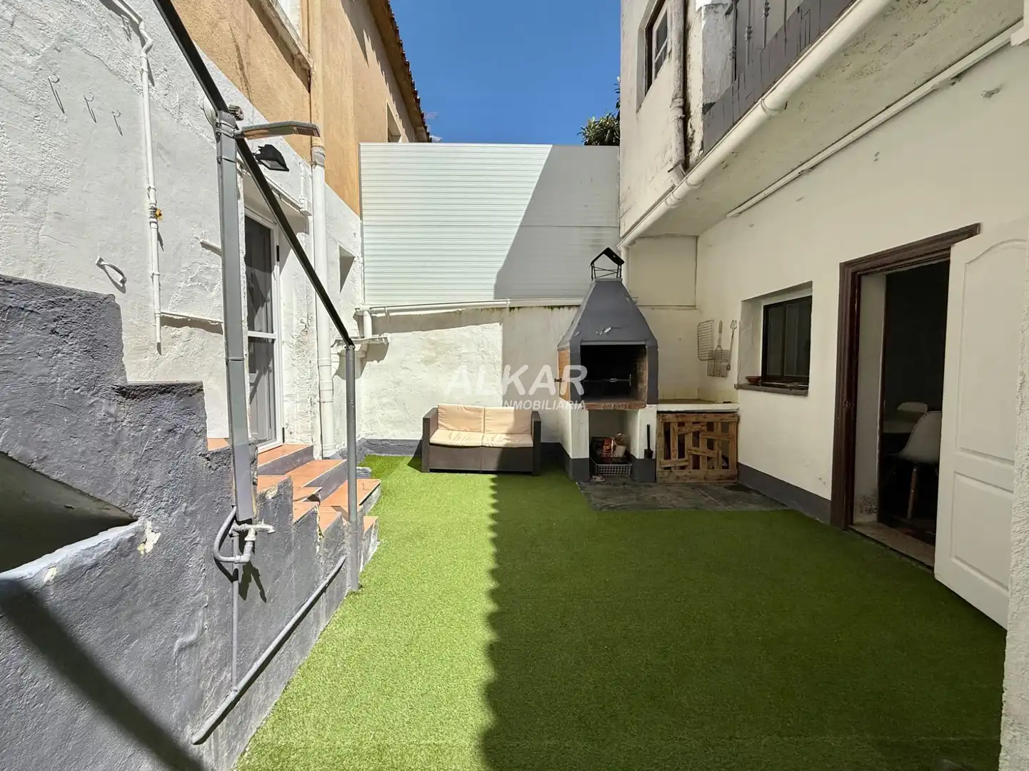 Vista exterior de Casa o chalet en venta en Tudela con Aire acondicionado, Calefacción y Parquet