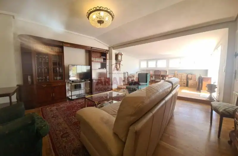 Sala de estar de Ático en venta en Zaragoza con Calefacción y Terraza