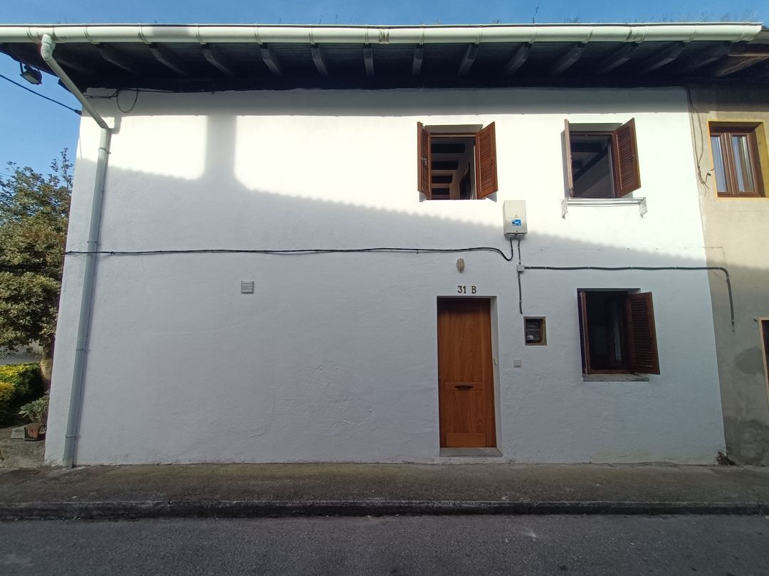 Vista exterior de Casa o xalet en venda en Berriz amb Jardí privat