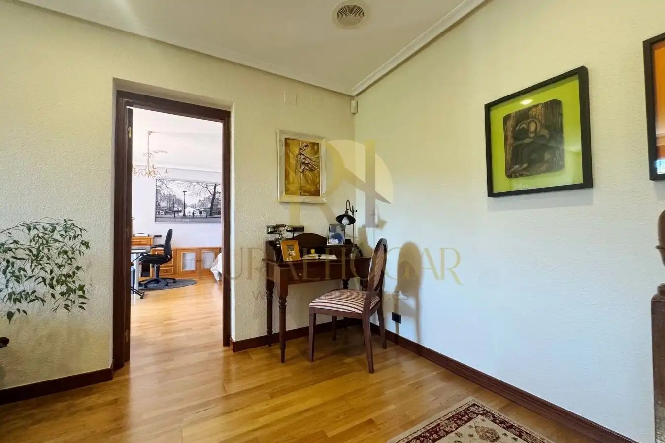 Vista exterior de Casa o chalet en venta en Santovenia de la Valdoncina con Calefacción, Jardín privado y Parquet