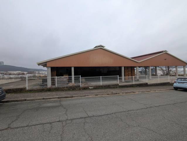 Nave industrial en Venta en Villatuerta