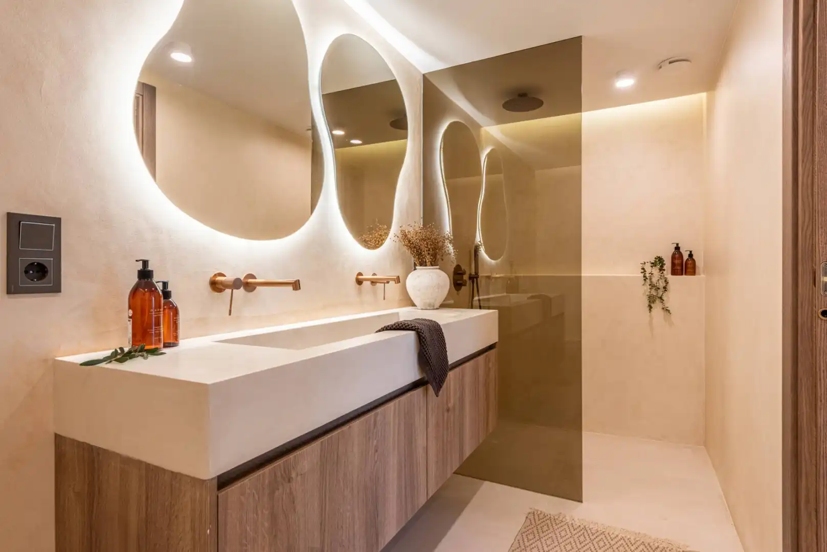 Baño de Casa adosada en venta en Marbella con Aire acondicionado, Jardín privado y Terraza