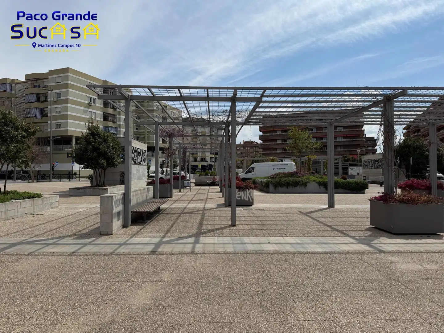 Parking of Flat for rent in Granada  with Air Conditioner, Heating and Parquet flooring