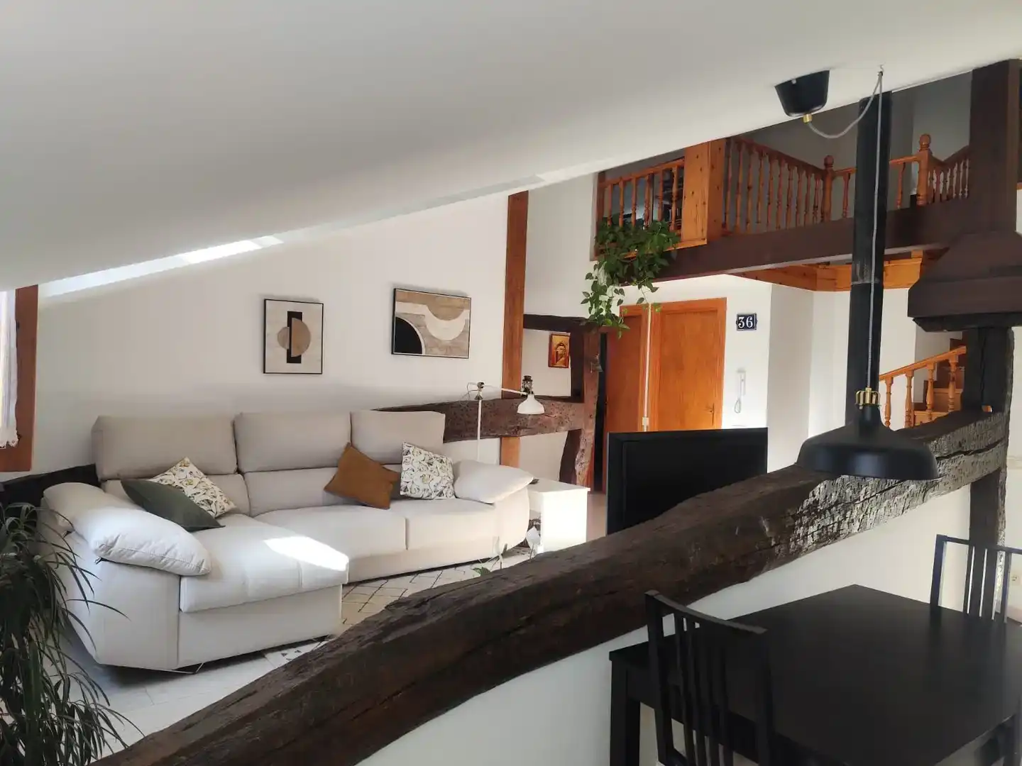 Sala d'estar de Dúplex en venda en Vitoria - Gasteiz amb Balcó