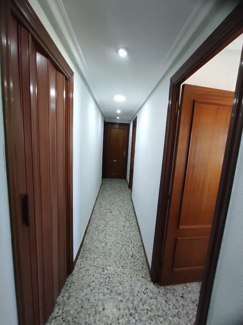 Flat for sale in Zaragoza  with Air Conditioner, Heating and Oven