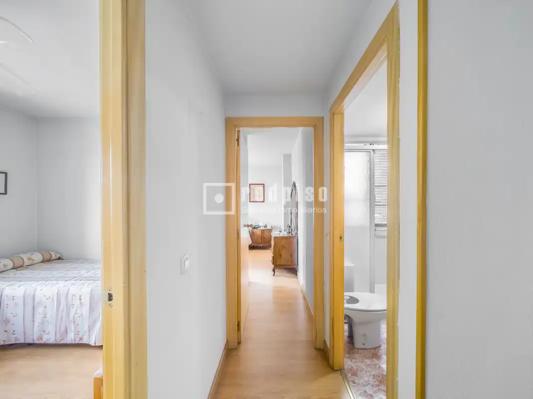 Flat for sale in Madrid  with Air Conditioner and Heating