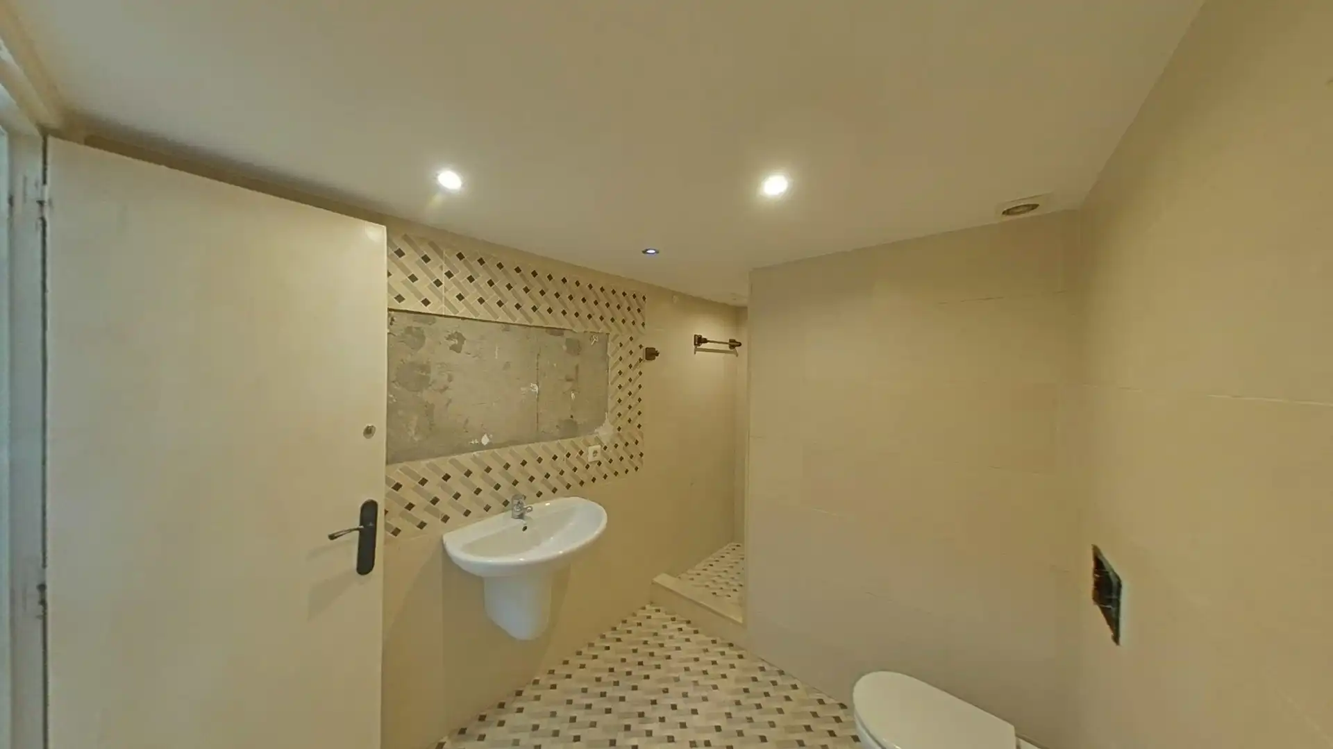 Baño de Piso en venta en Cambrils con Aire acondicionado y Parquet