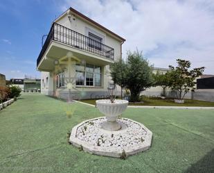 Exterior view of House or chalet for sale in Torrelaguna  with Terrace, Storage room and Swimming Pool