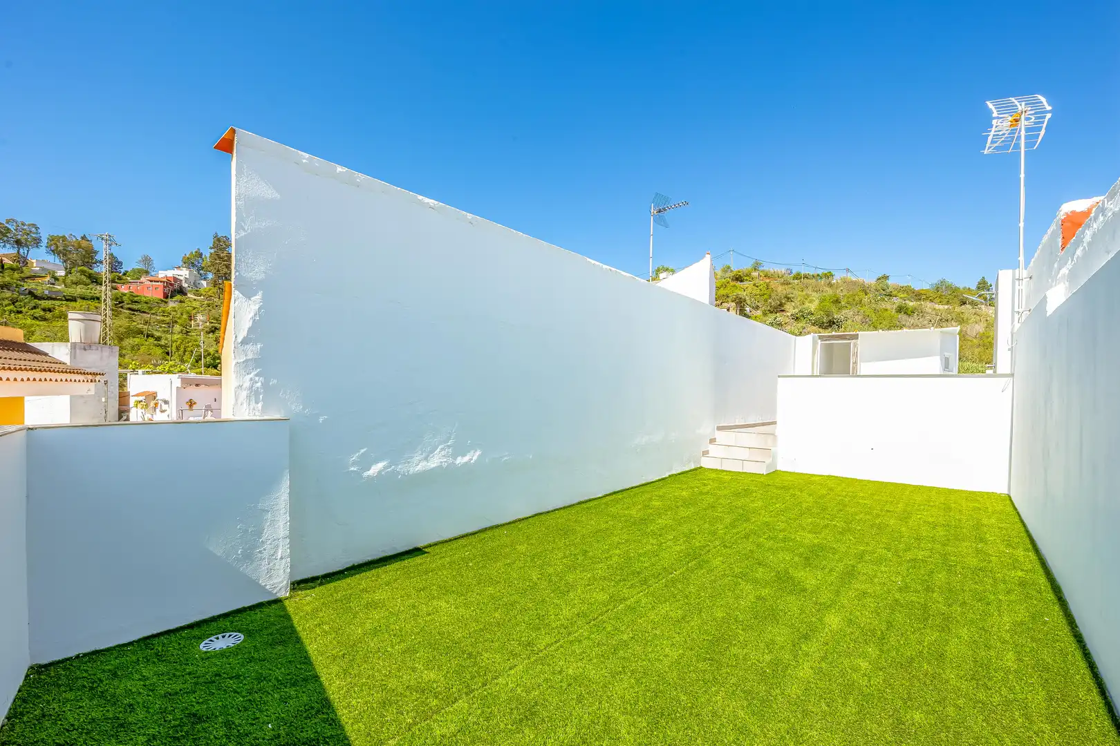 Terrace of Houses for sale in Vega de San Mateo  with Private garden, Terrace and Furnished
