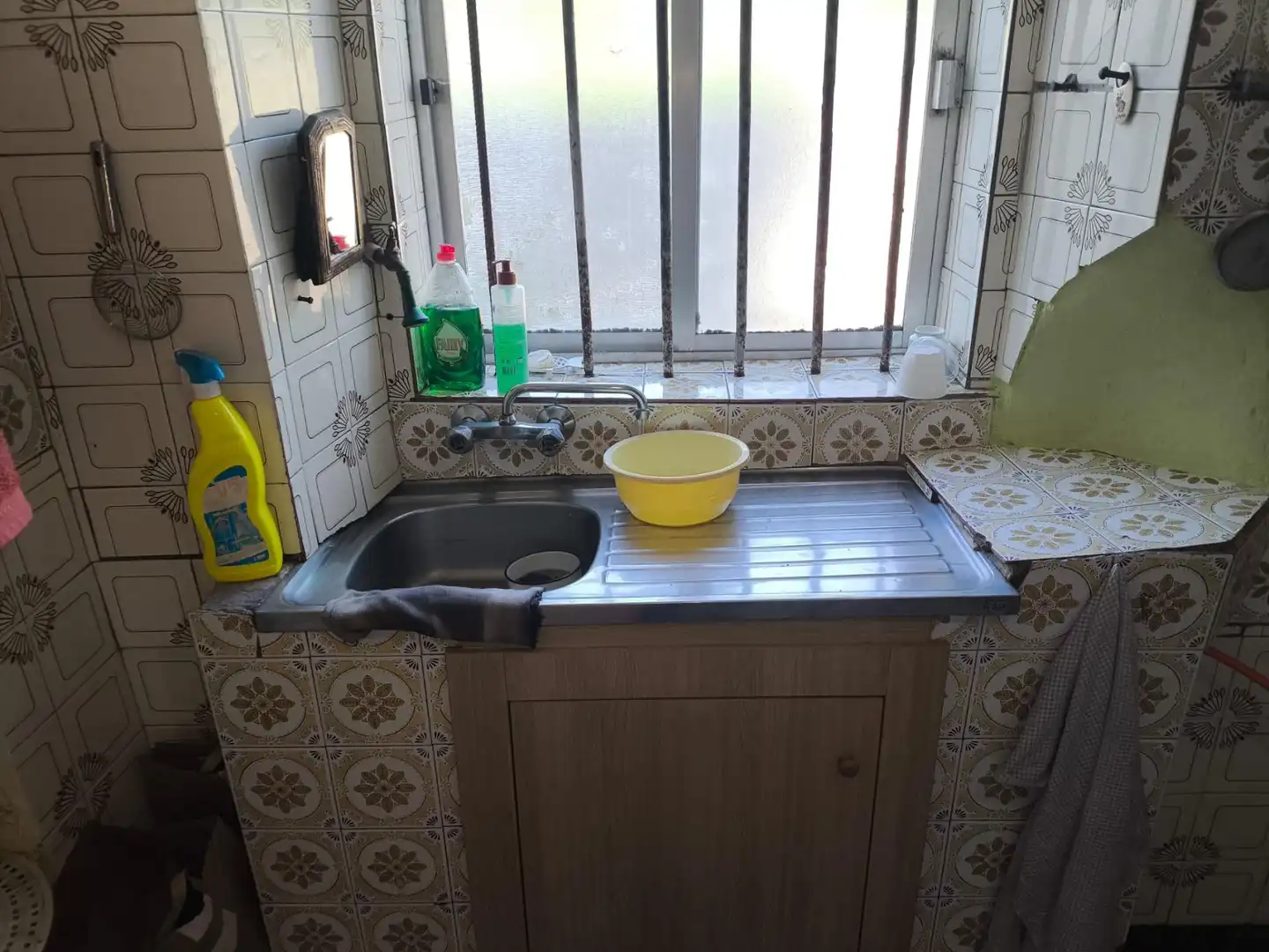 Cuina de Casa o xalet en venda en Santa Comba amb Traster i Moblat