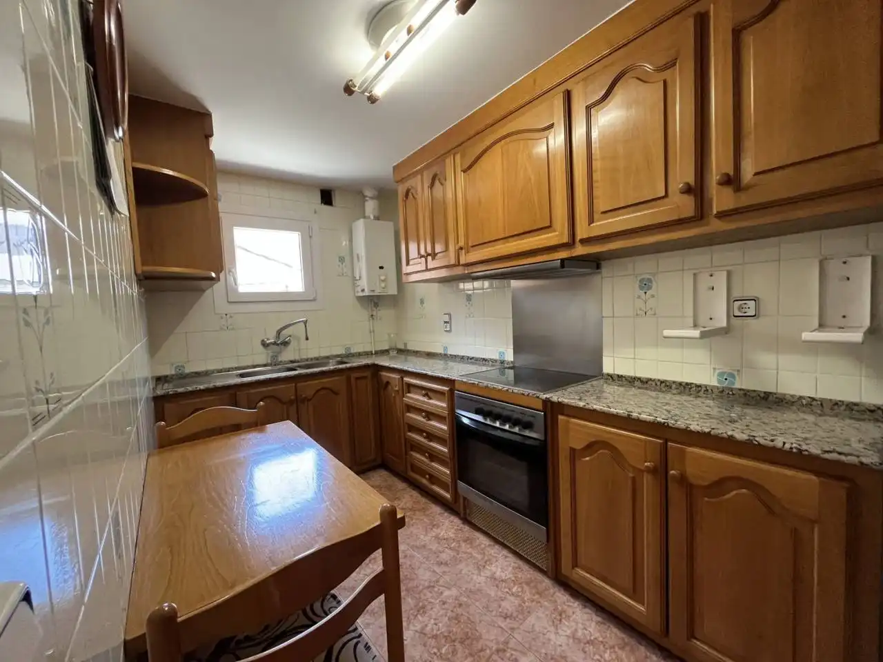 Kitchen of Flat for sale in Sant Feliu de Guíxols