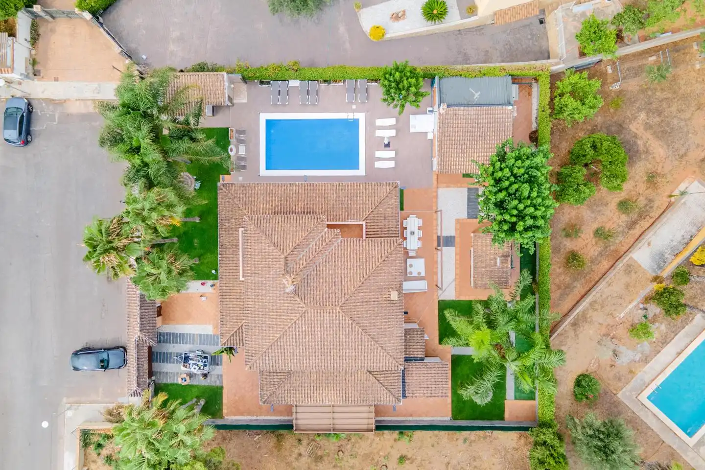 Außenansicht von Haus oder Chalet zum Verkauf in Bétera mit Klimaanlage, Heizung und Privatgarten