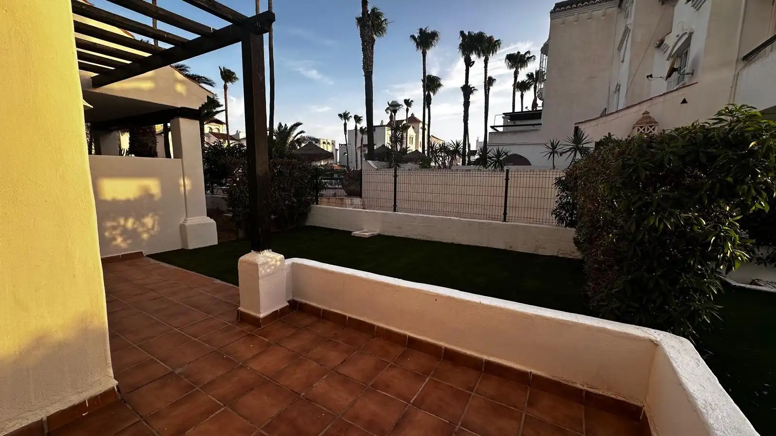 Terrassa de Planta baixa de lloguer en Roquetas de Mar