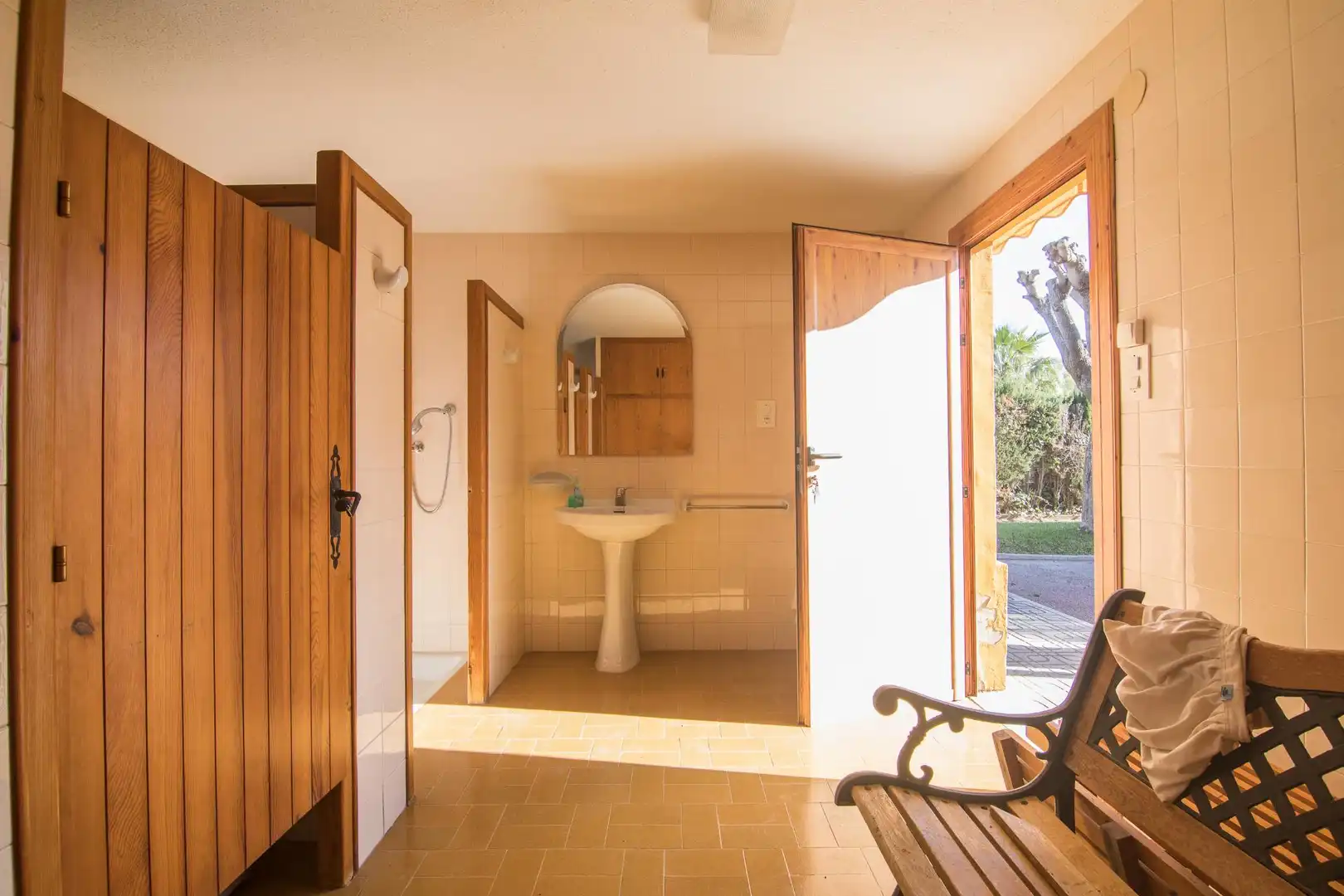 Bathroom of Houses for sale in Elche / Elx  with Private garden, Storage room and Swimming Pool