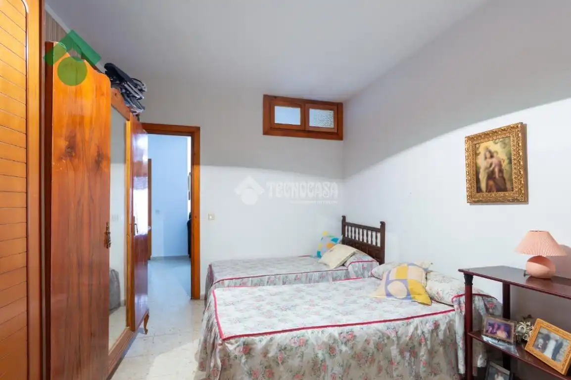 Habitación de Piso en venta en Almuñécar con Balcón