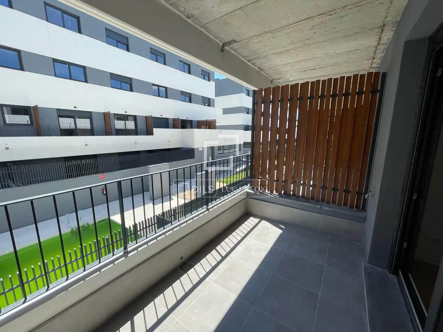 Terrasse von Wohnung zur Miete in San Sebastián de los Reyes mit Klimaanlage, Heizung und Schwimmbad