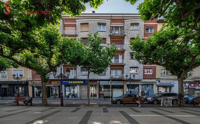 Pis en venda a Avenida España, El Parque - Zapatón, Torrelavega