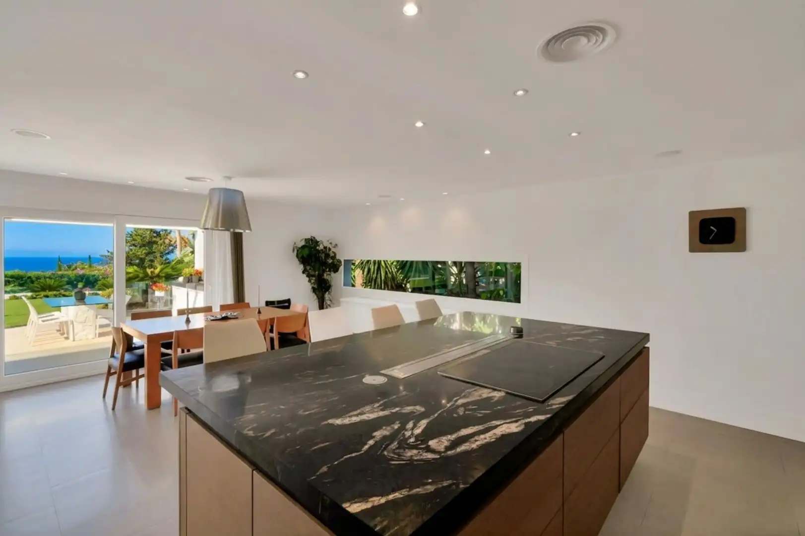 Cocina de Casa o chalet en venta en Marbella con Calefacción, Jardín privado y Terraza