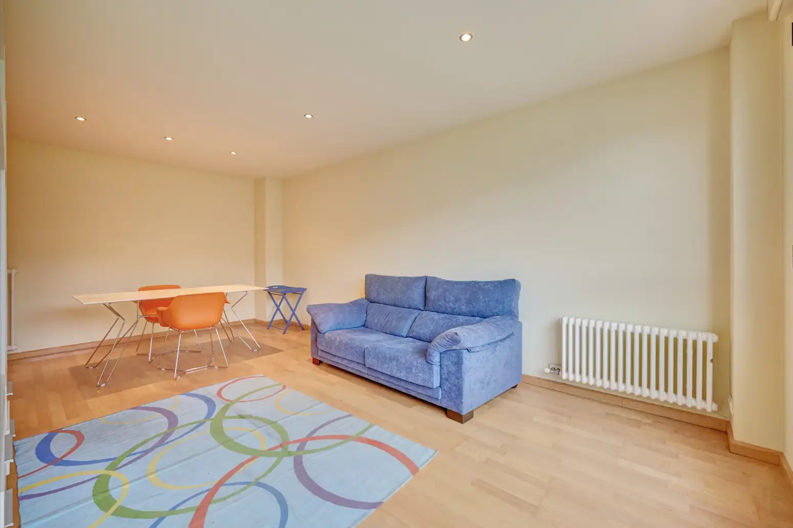 Living room of Flat for sale in  Pamplona / Iruña  with Heating, Private garden and Parquet flooring