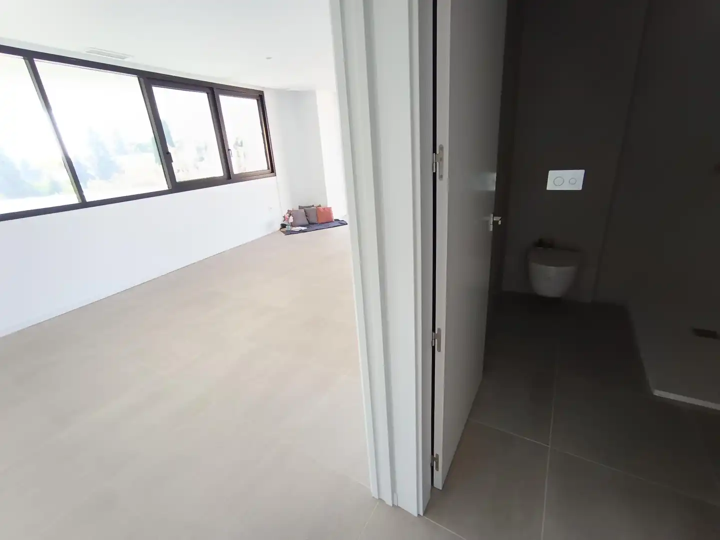 Wohnung zum Verkauf in Murcia mit Privatgarten, Terrasse und Abstellraum