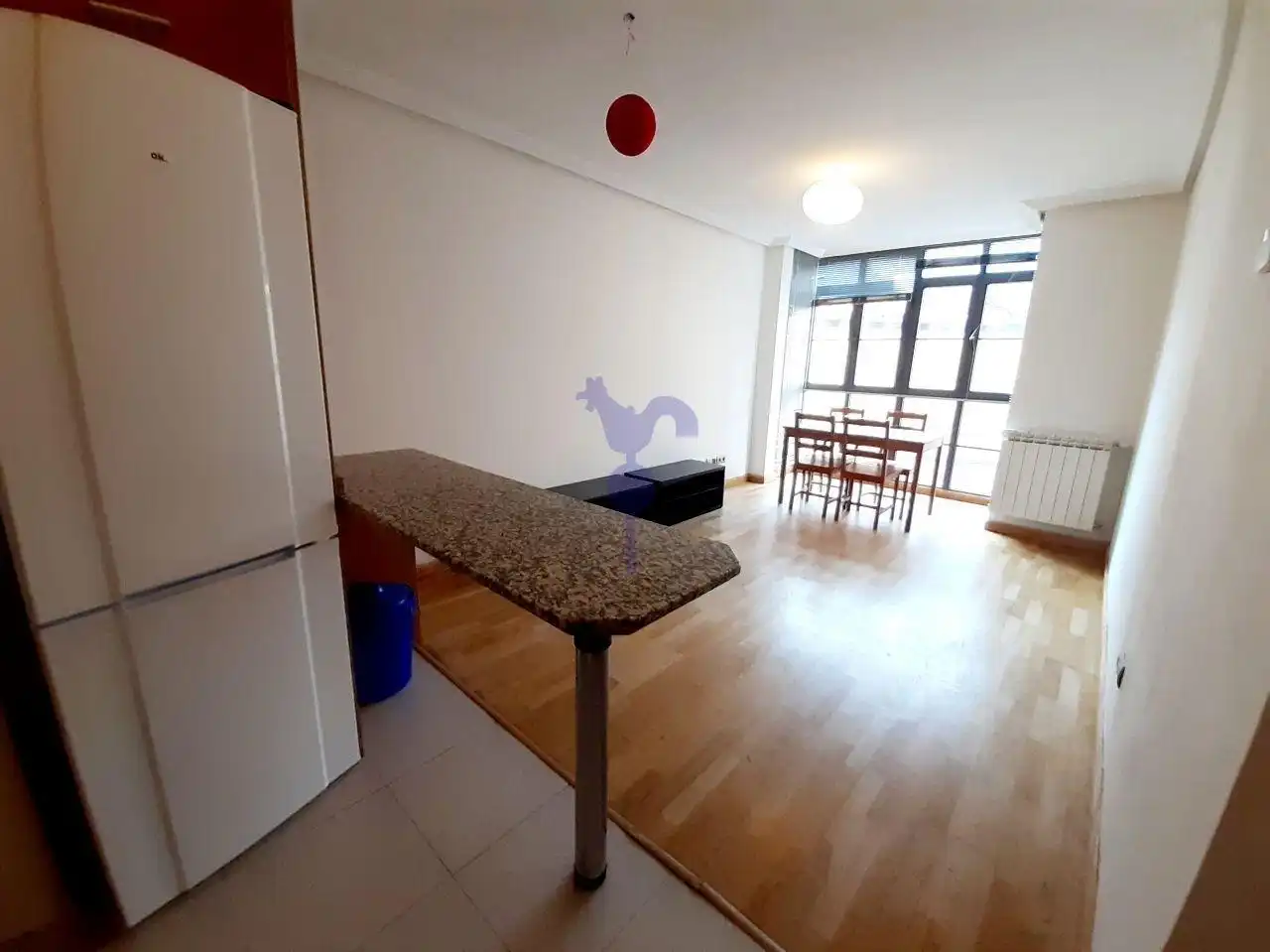 Cocina de Apartamento en venta en León Capital  con Calefacción, Parquet y Amueblado