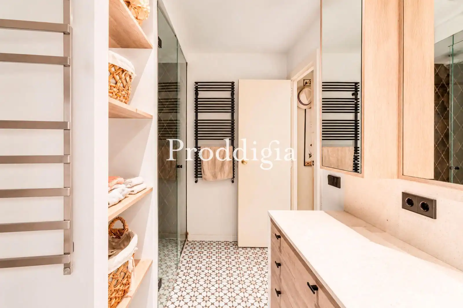 Baño de Piso en venta en Sant Cugat del Vallès con Calefacción, Jardín privado y Terraza