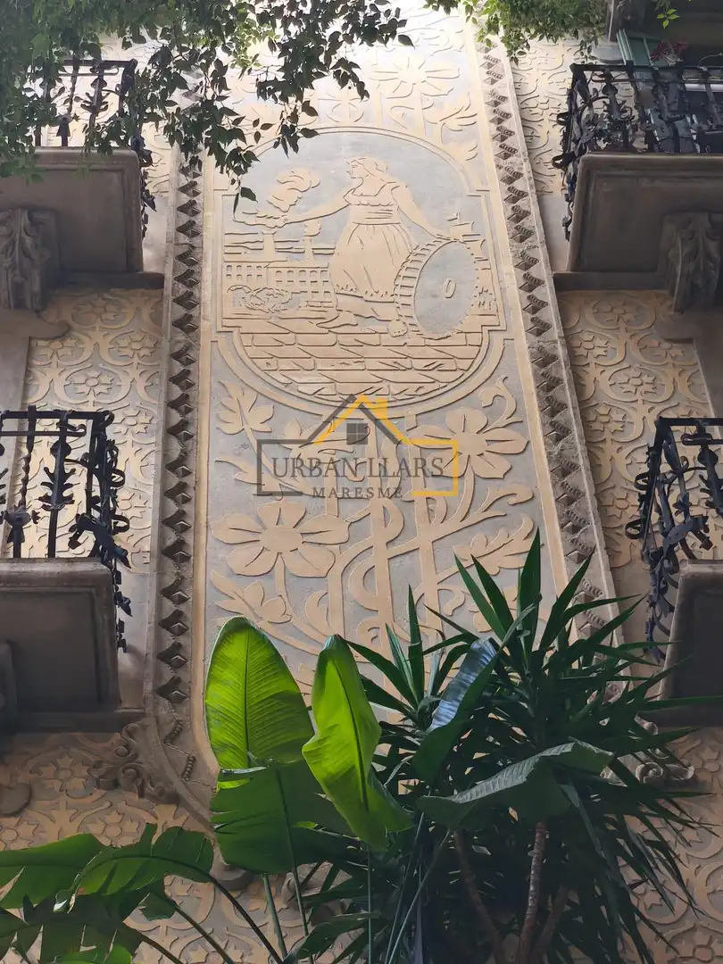 Vista exterior de Planta baja en venta en Barcelona con Aire acondicionado, Calefacción y Parquet