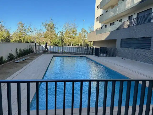 Wohnung zur Miete in Carrer Ripollès, Lledoner