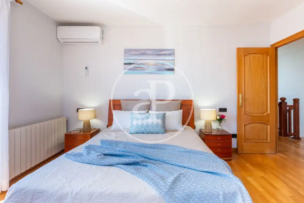 Habitación de Casa o chalet de alquiler en La Pobla de Farnals con Aire acondicionado, Calefacción y Jardín privado
