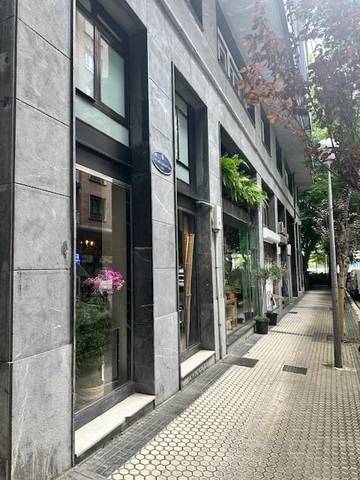 Local comercial en Venta en Torcuato Luca Tena Kalea en Amara