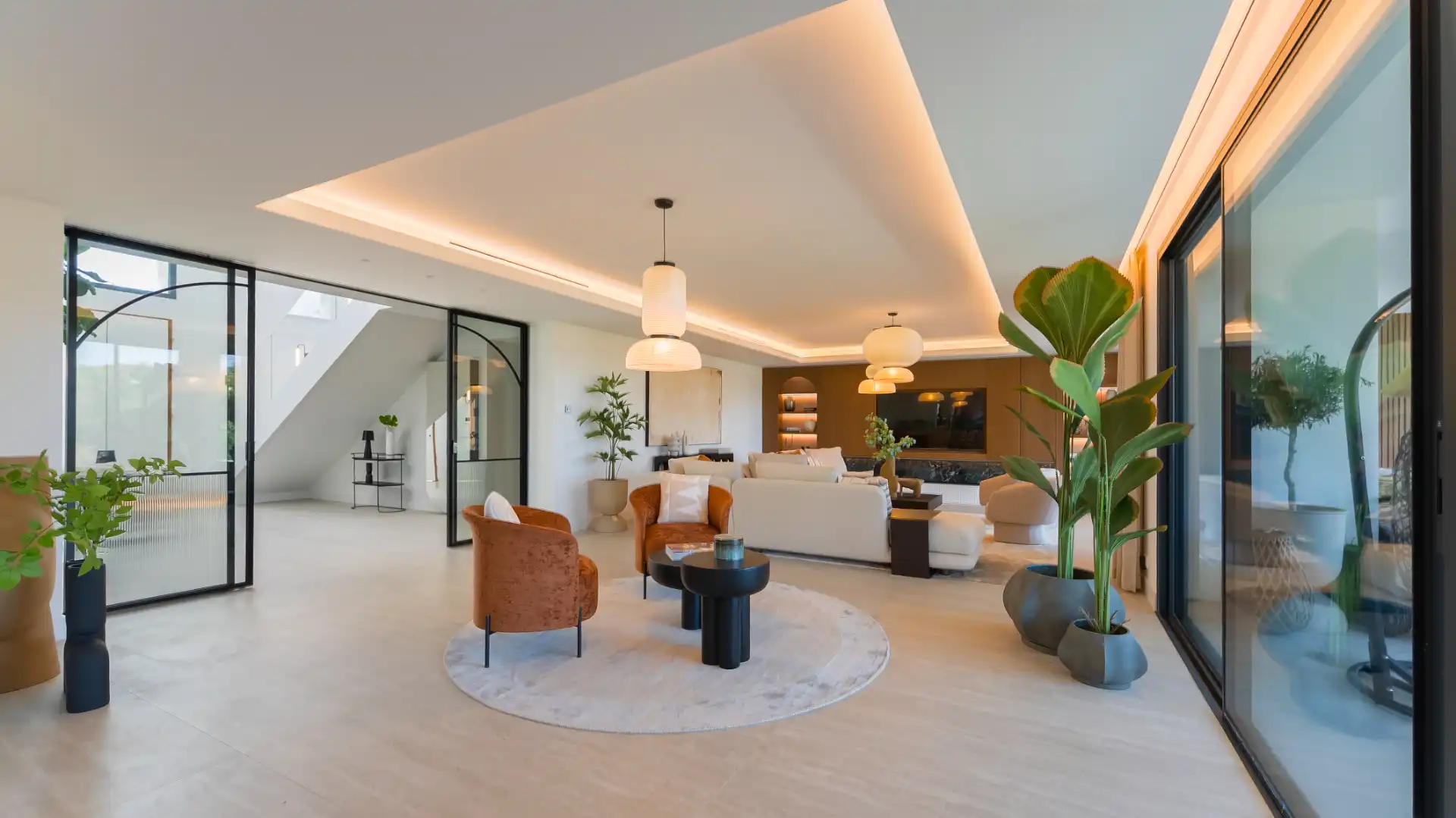 Sala de estar de Casa o chalet en venta en Marbella con Aire acondicionado, Jardín privado y Terraza