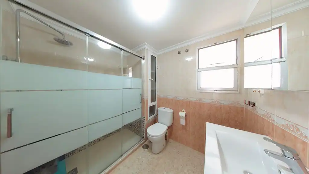 Bathroom of Apartments for sale in Torrox  with Terrace and Furnished