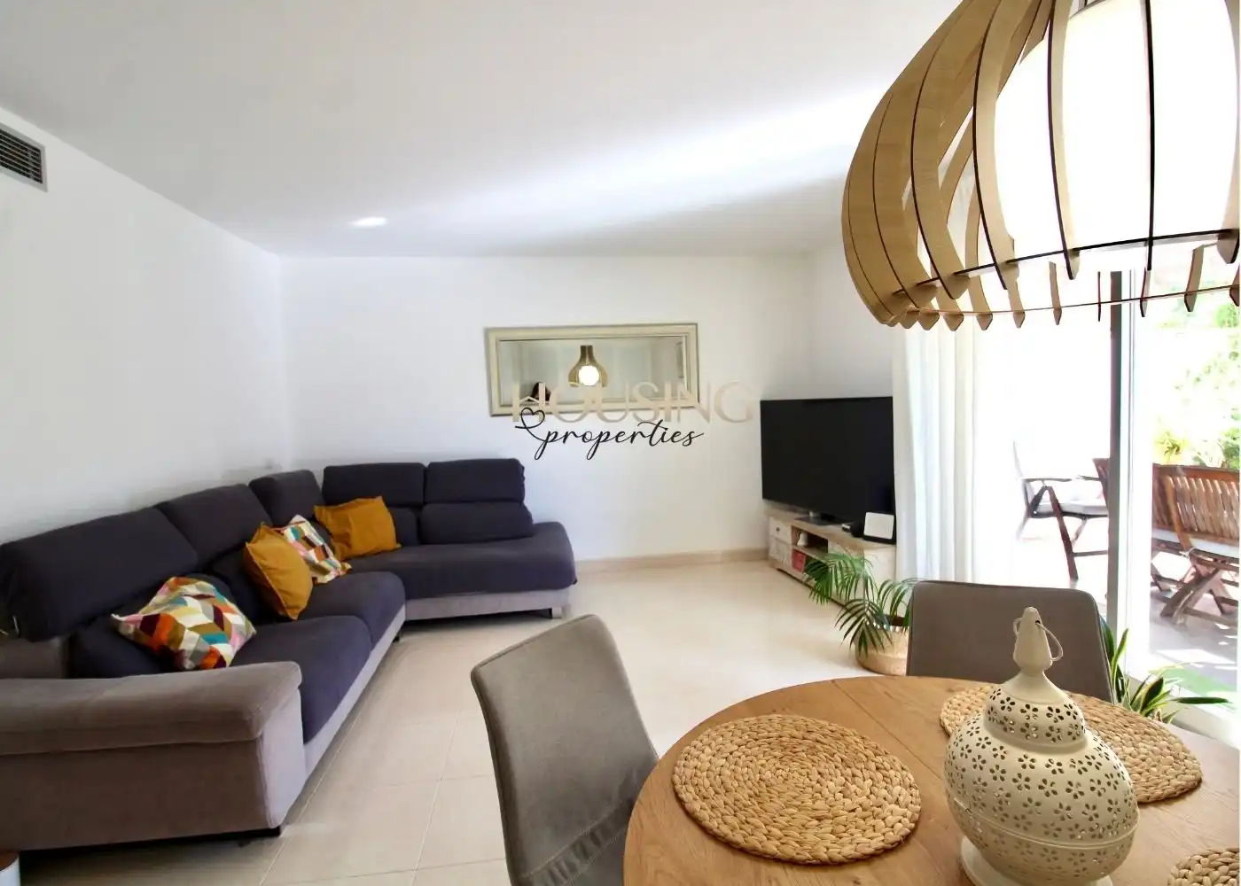 Ground floor for rent in Les Maravelles